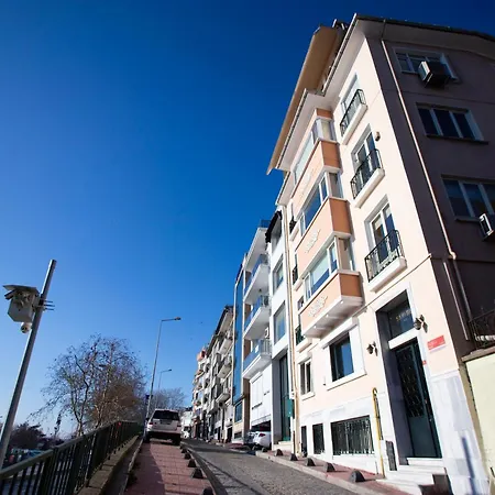 Hip Waterfront With A Striking View *